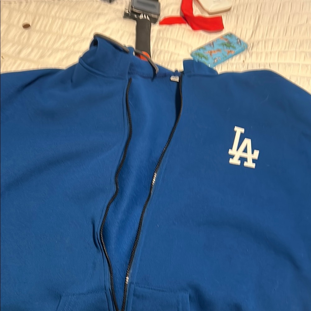 Dodgers Logo Men's Zip sweatshirt BA giveaway